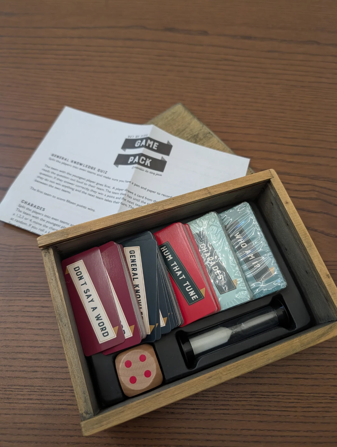 Board Games: Risk, Friends Trivia, and More - photo 3