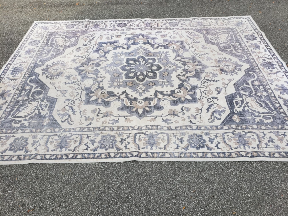 Large Blue and Cream Medallion Area Rug - photo 2