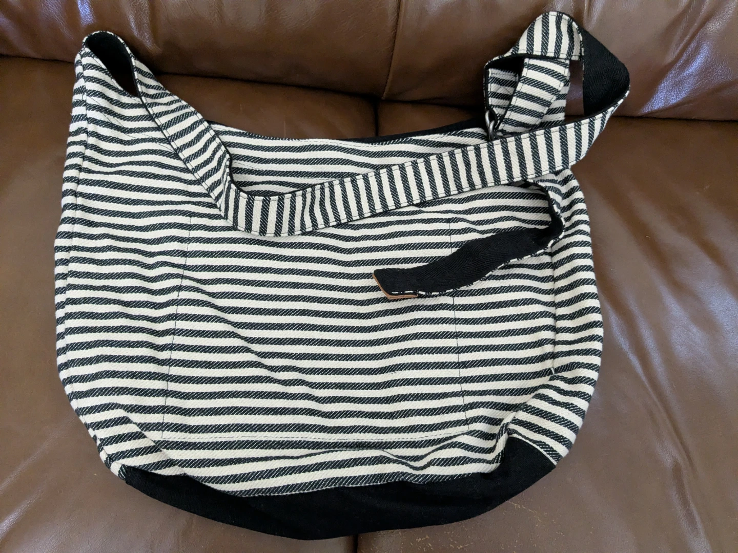 Retro Metro Striped Canvas Hobo Bag - photo 2