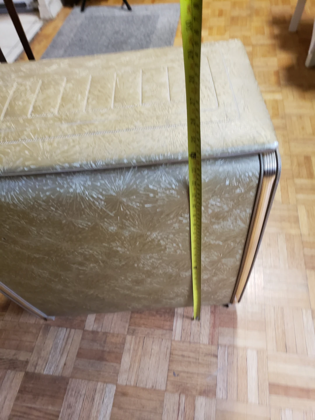 Vintage Gold Laundry Hamper - photo 4