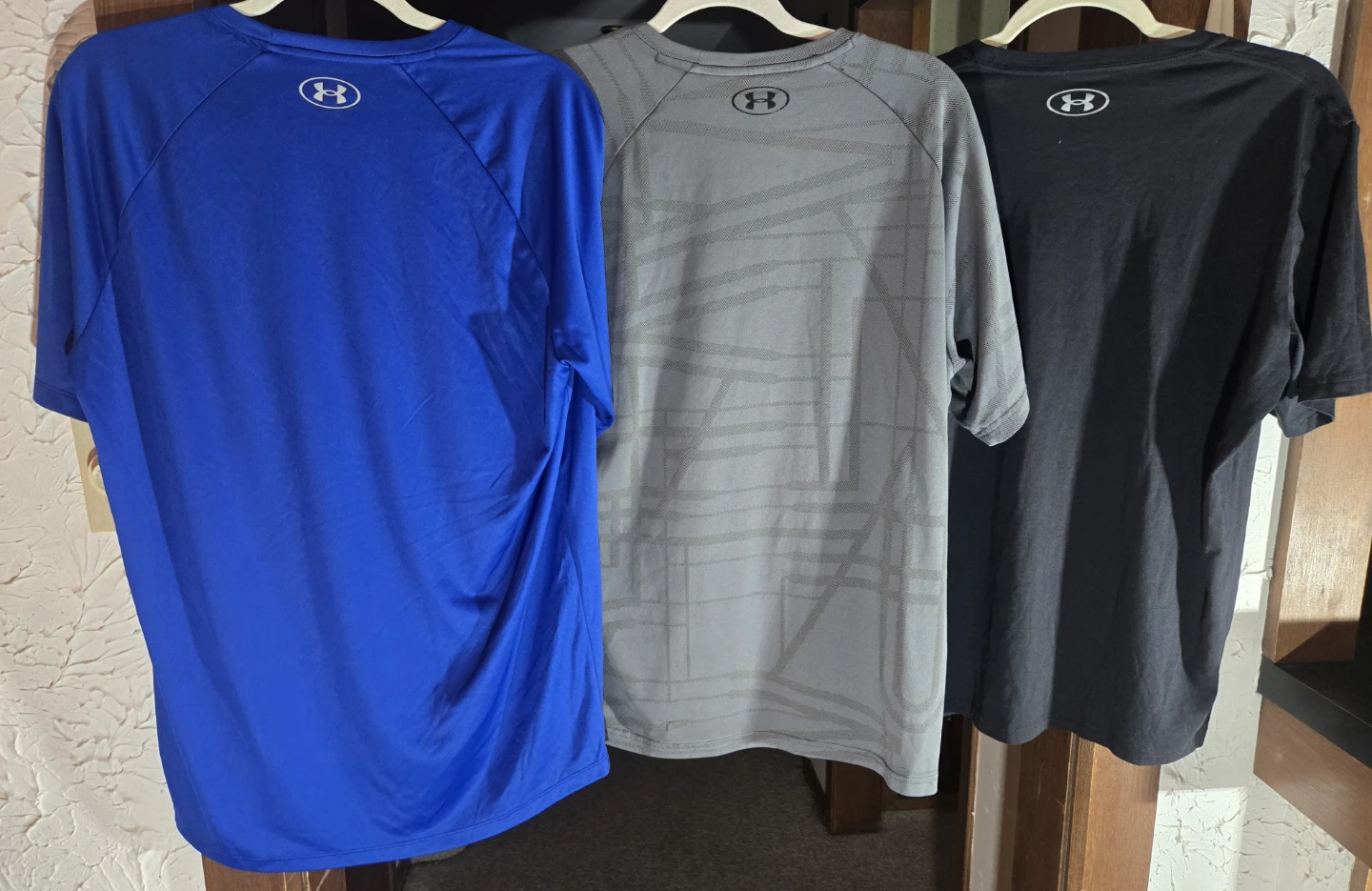 LARGE Men's Under Armour Pullover, Long-Sleeve & T-shirts.  EUC. - photo 4