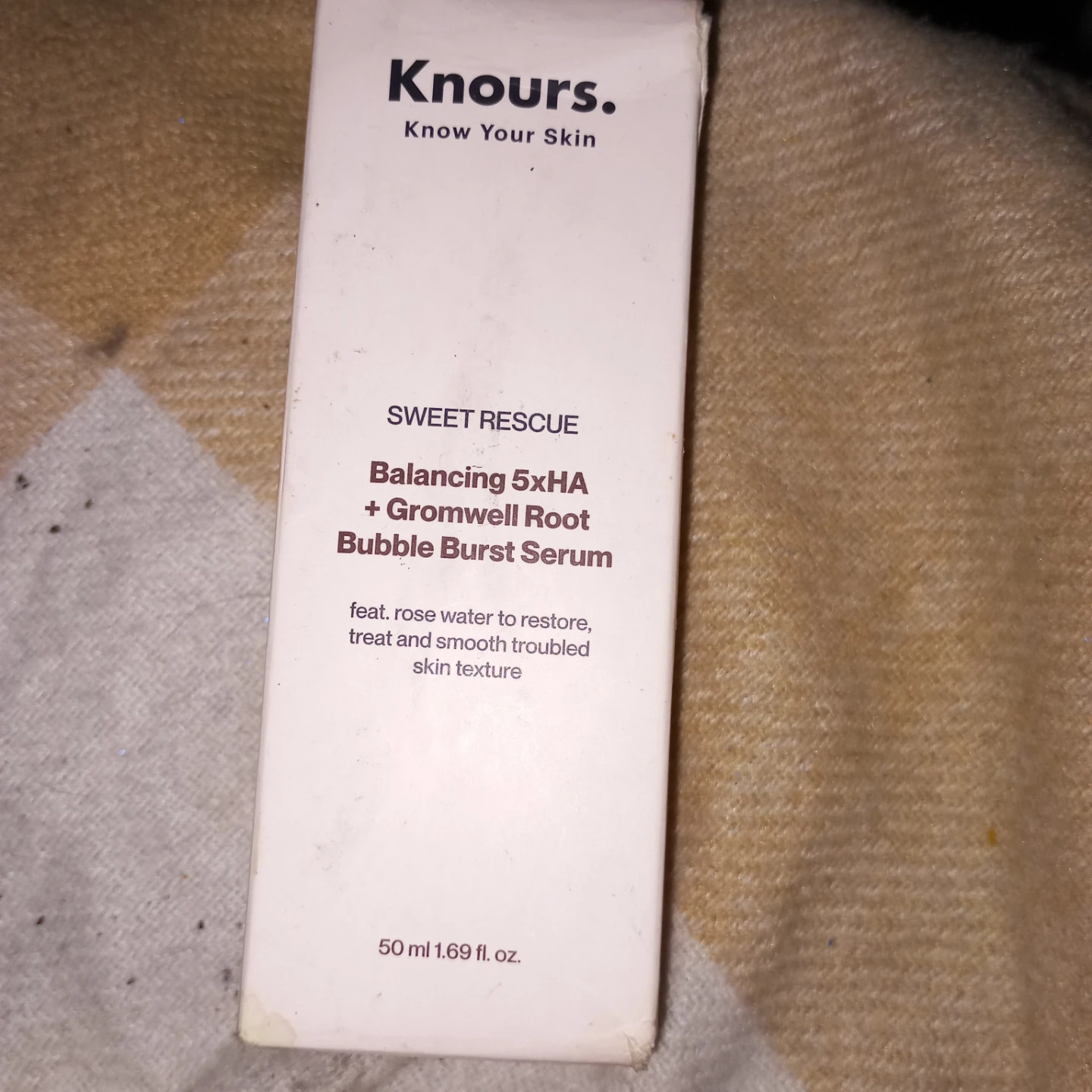 Knours. Sweet Rescue Balancing Serum