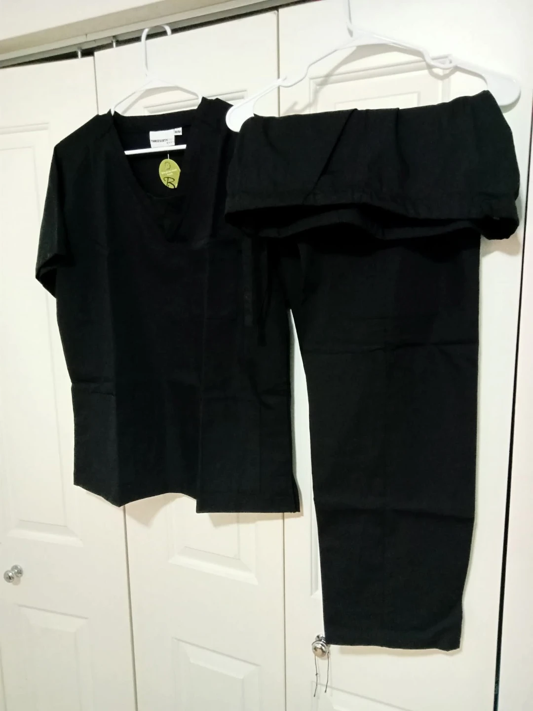 Black Scrub Set