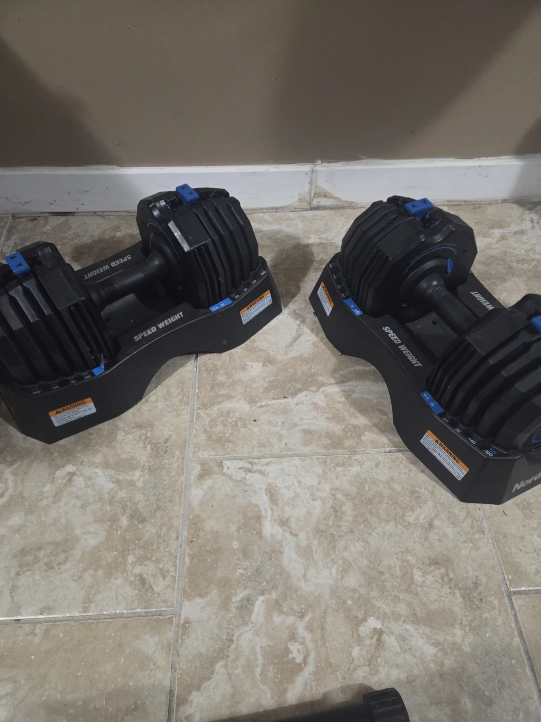 Adjustable Dumbbell