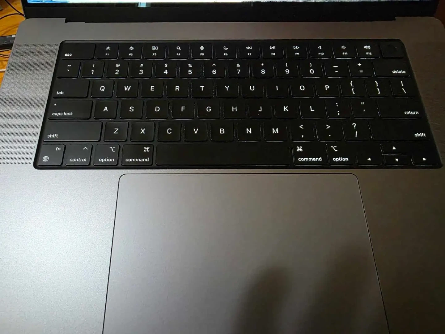 Apple MacBook Pro 16-inch 2023 M2 Max - photo 2