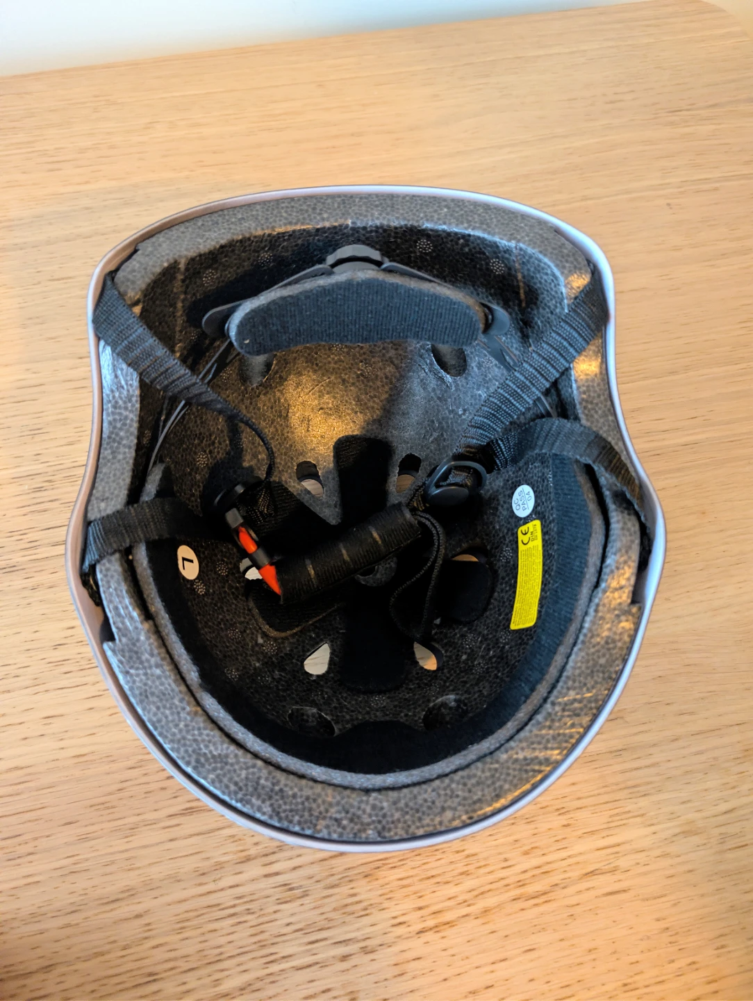 Black matte multisport helmet - photo 3