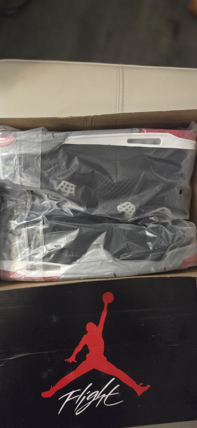 Nike Air Jordan 4 bread style Sneakers - photo 5