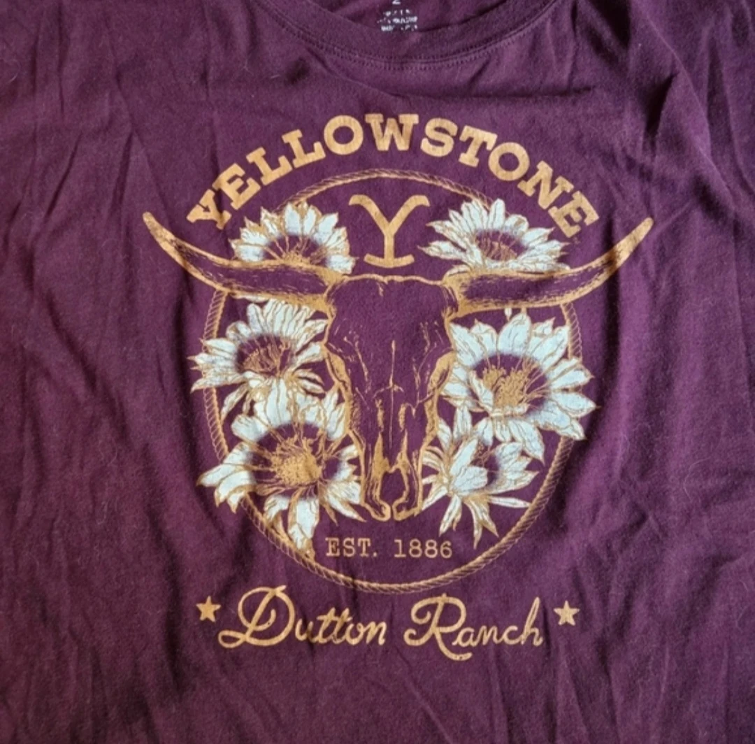 Dutton Ranch (Yellowstone) Graphic T-Shirt | Size - 2X - photo 3