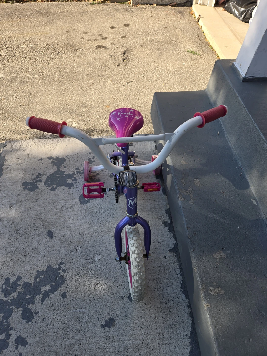 Mongoose Razzle Kids Bike - photo 2