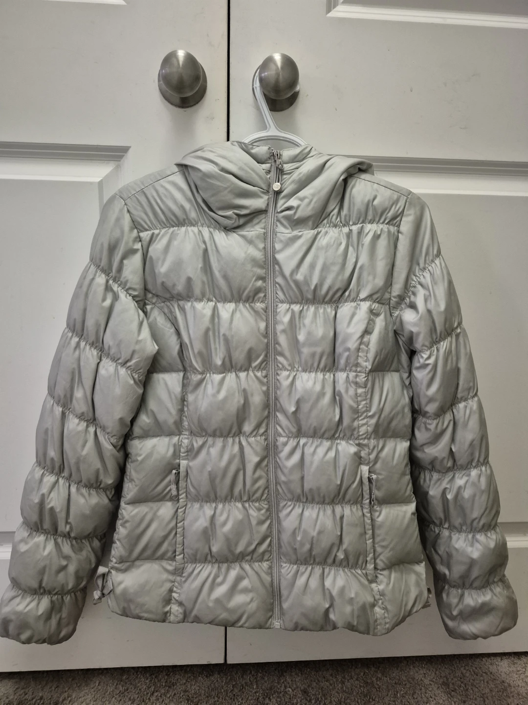 Eddie Bauer Women's Hooded Puffer Jacket Size Small