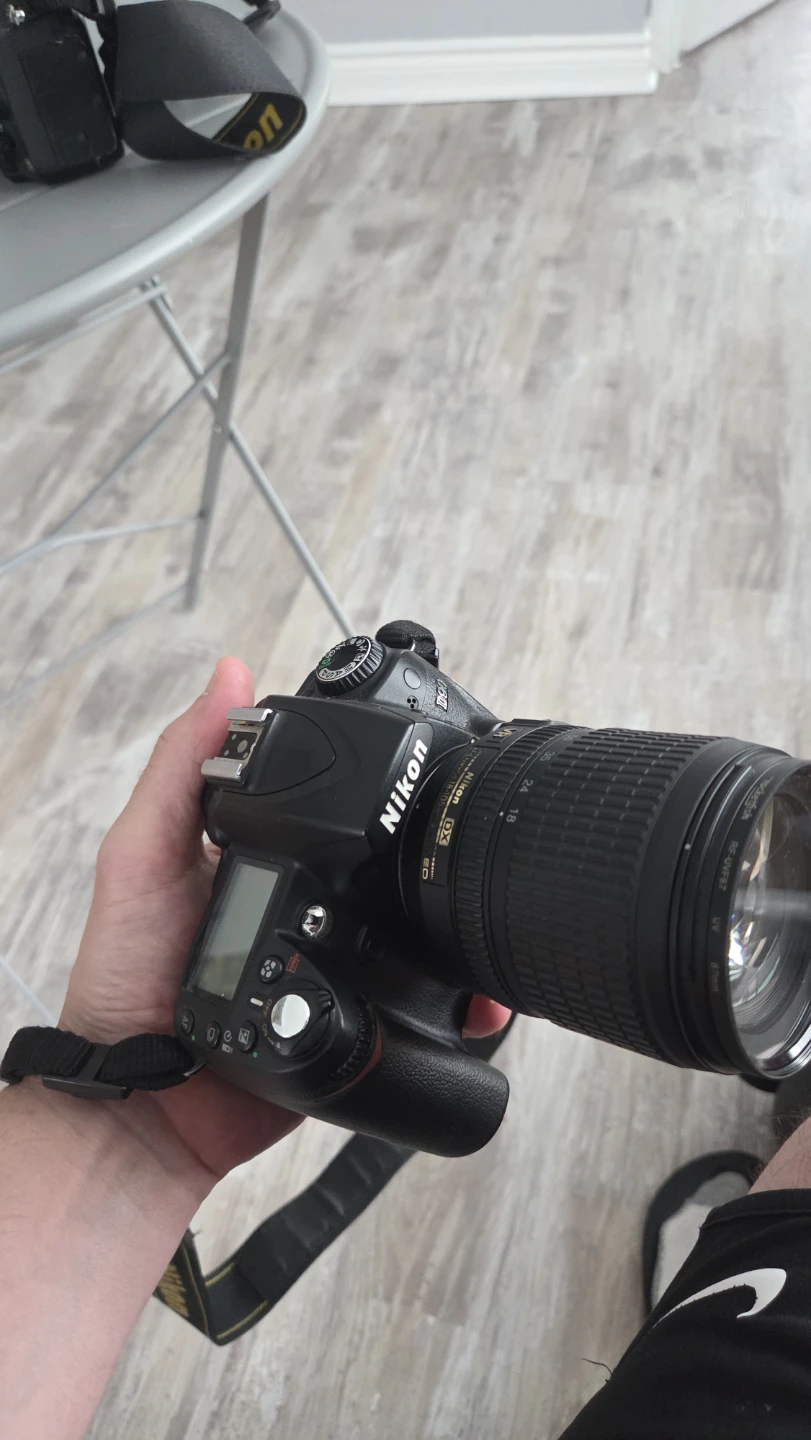 Nikon D90 DSLR Camera - photo 2