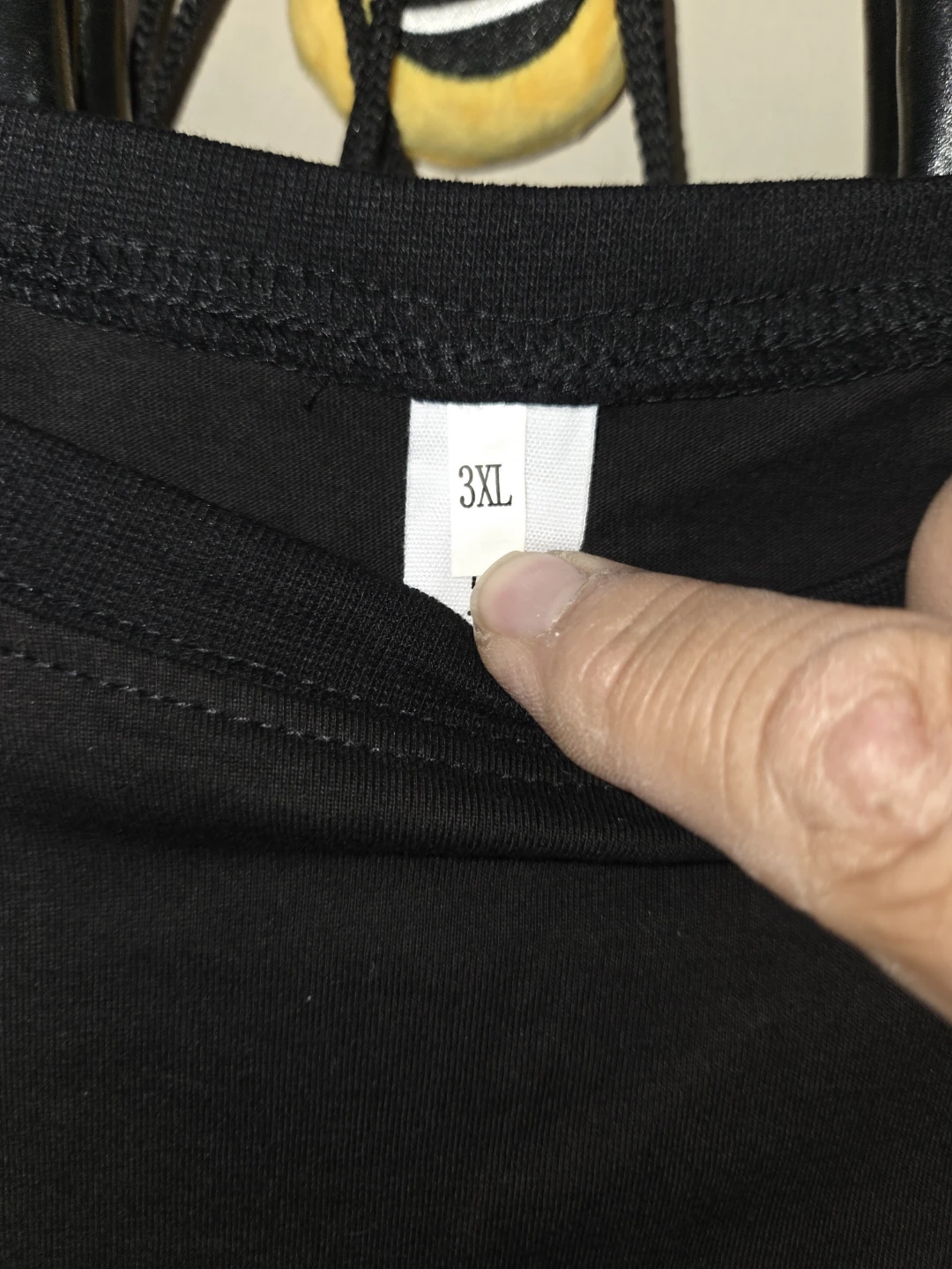 Chicyea 'Major Issues' Graphic T-Shirt in a Men's 3XL - photo 3