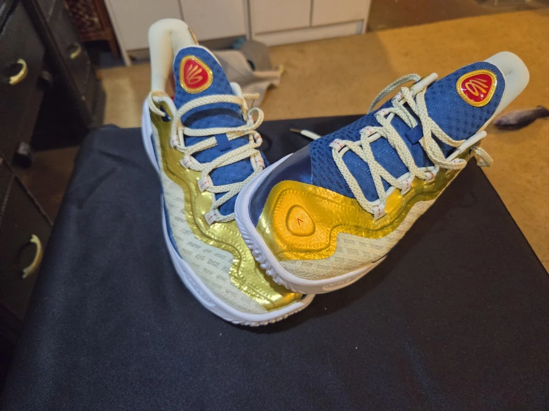 Under Armour Curry Basketball Shoes
