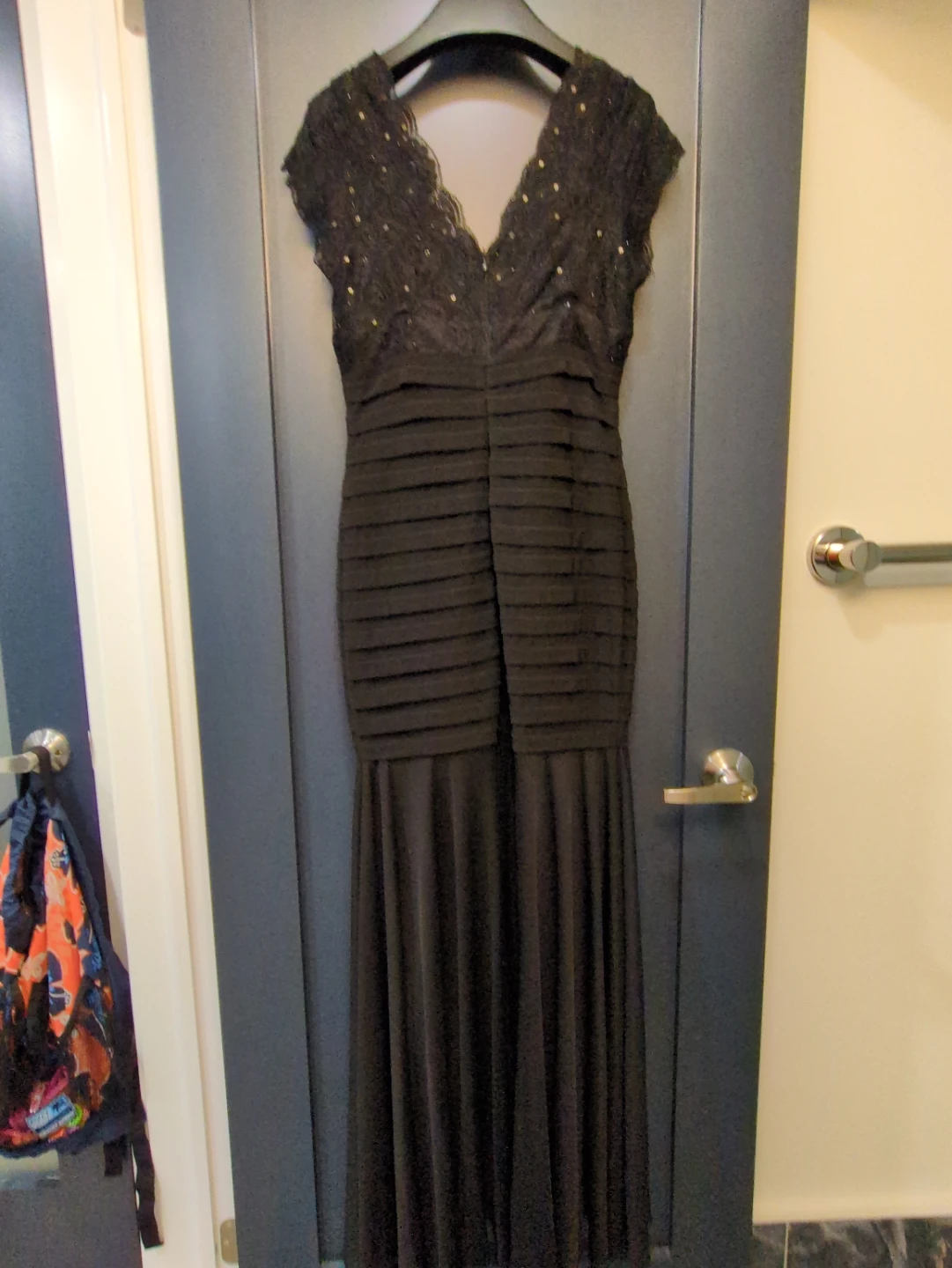 Laura Petite 2P Black Lace Formal Evening Gown - photo 2