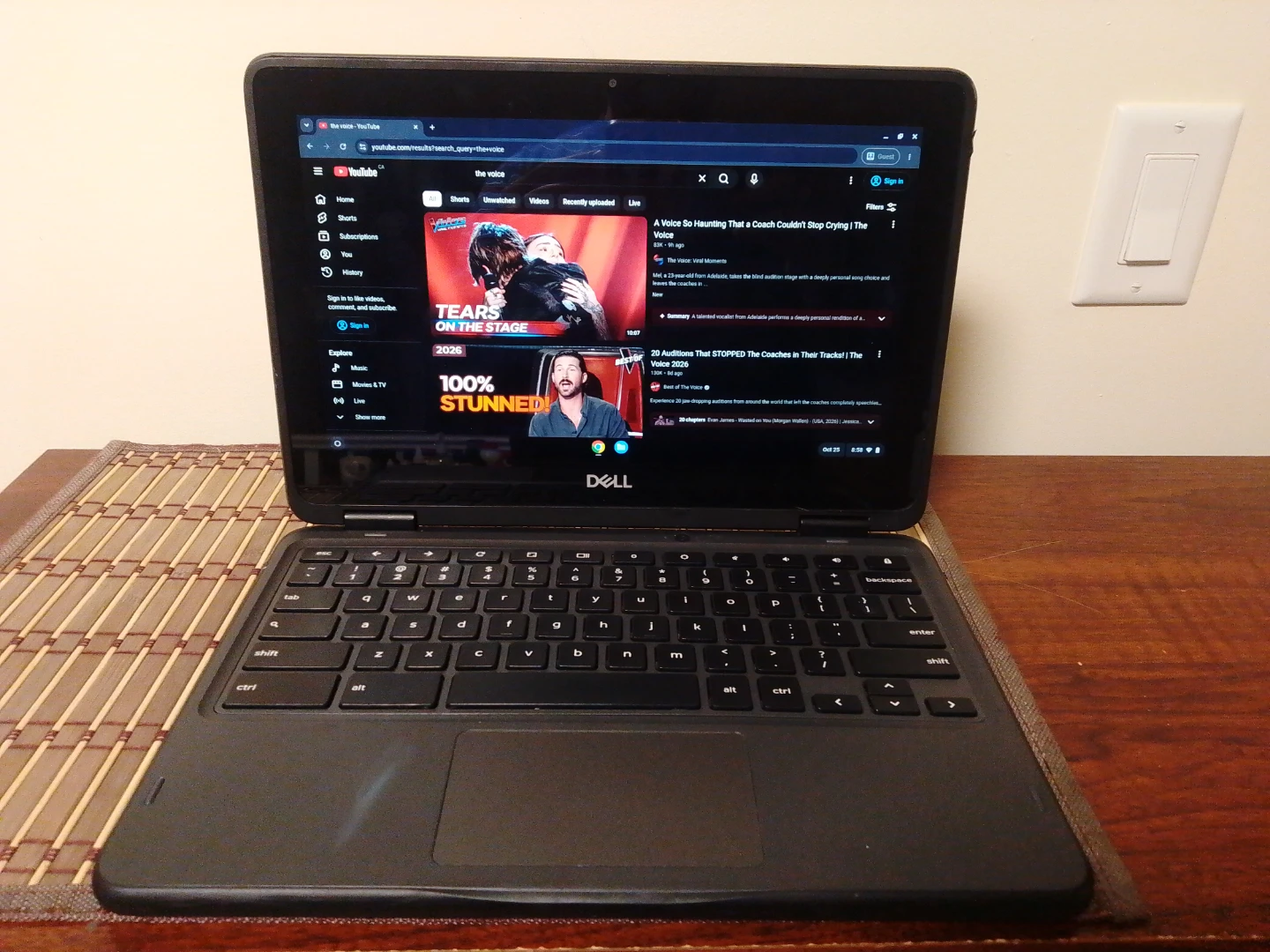 Dell chromebook touchscreen 2 in 1 tablet