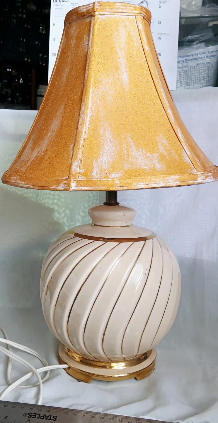 Vintafe Cream and gold ceramic table lamp - photo 5