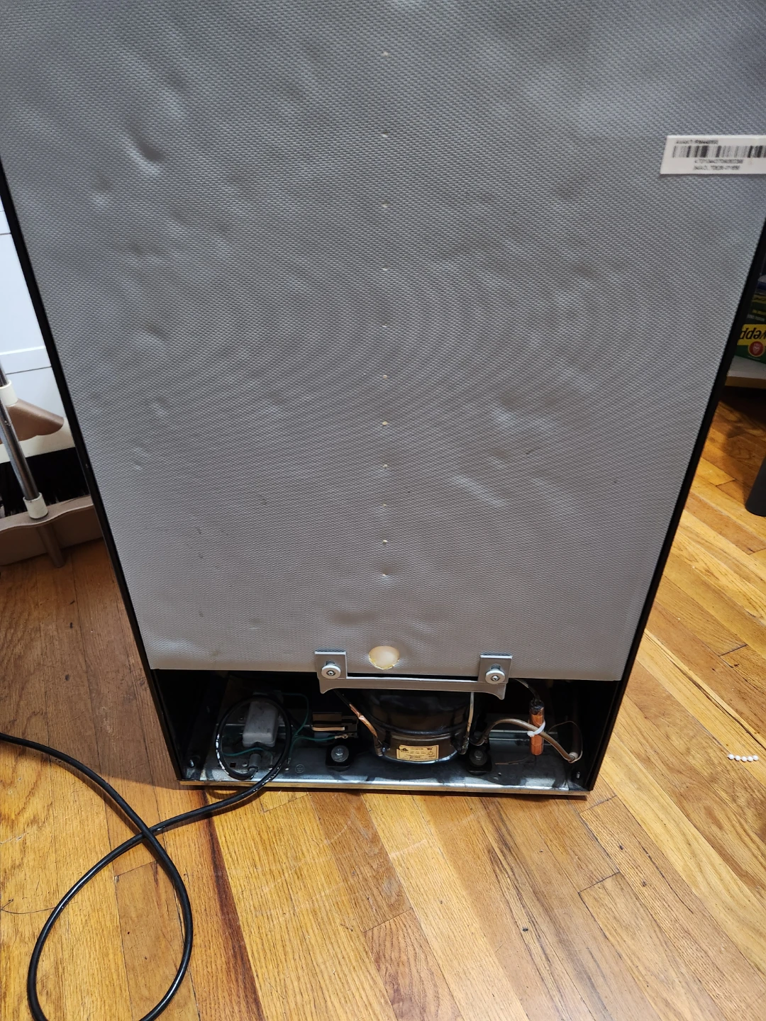 small size fridge working good - photo 3