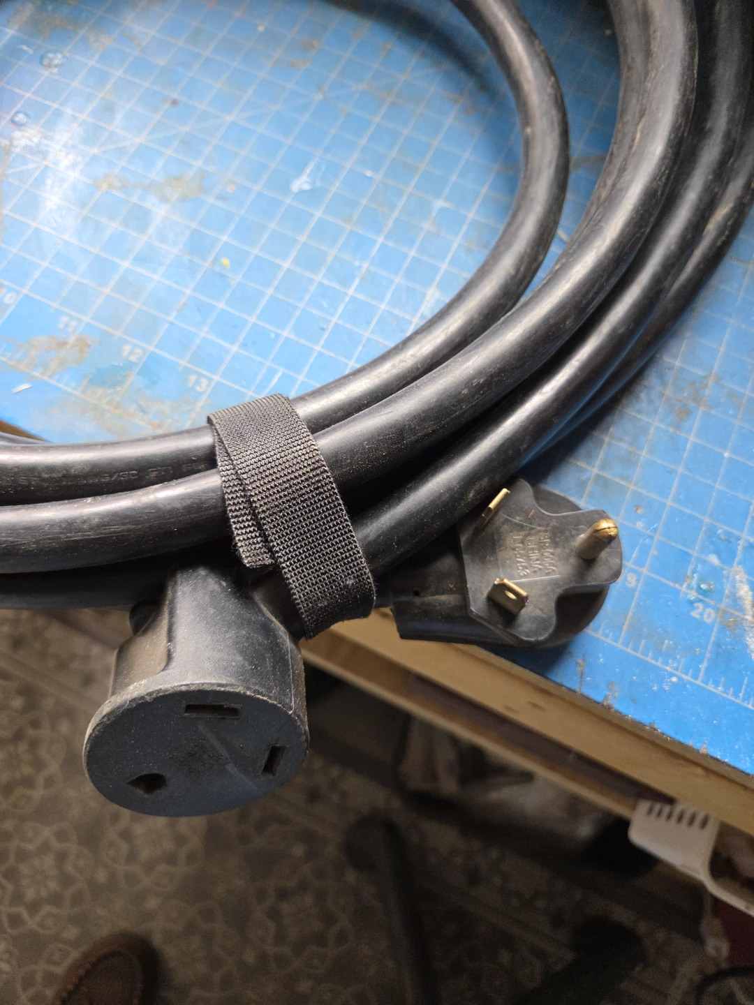 30 Amp Heavy Duty Extension Cord - photo 2