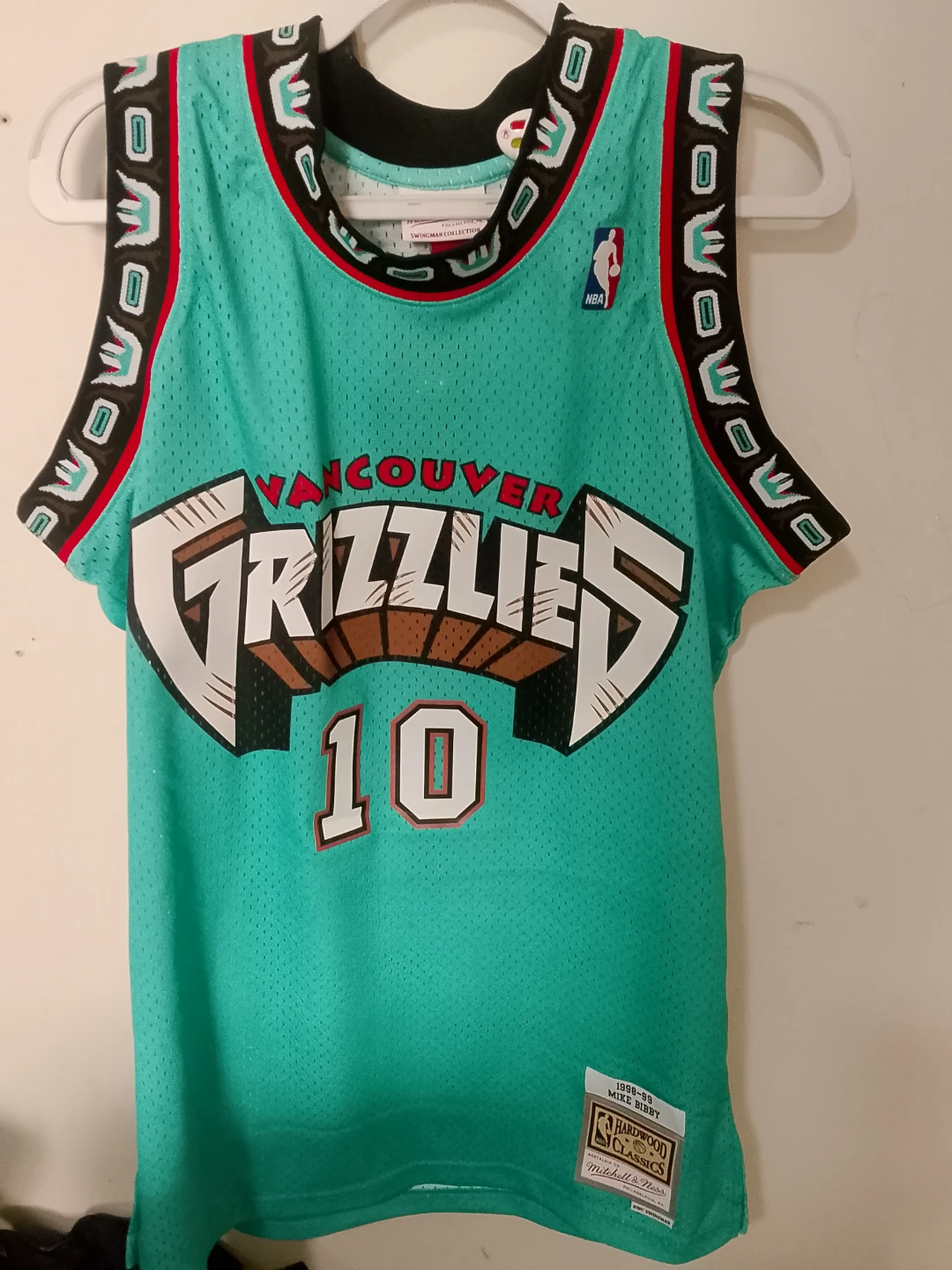 Mitchell & Ness Vancouver Grizzlies Mike Bibby Jersey