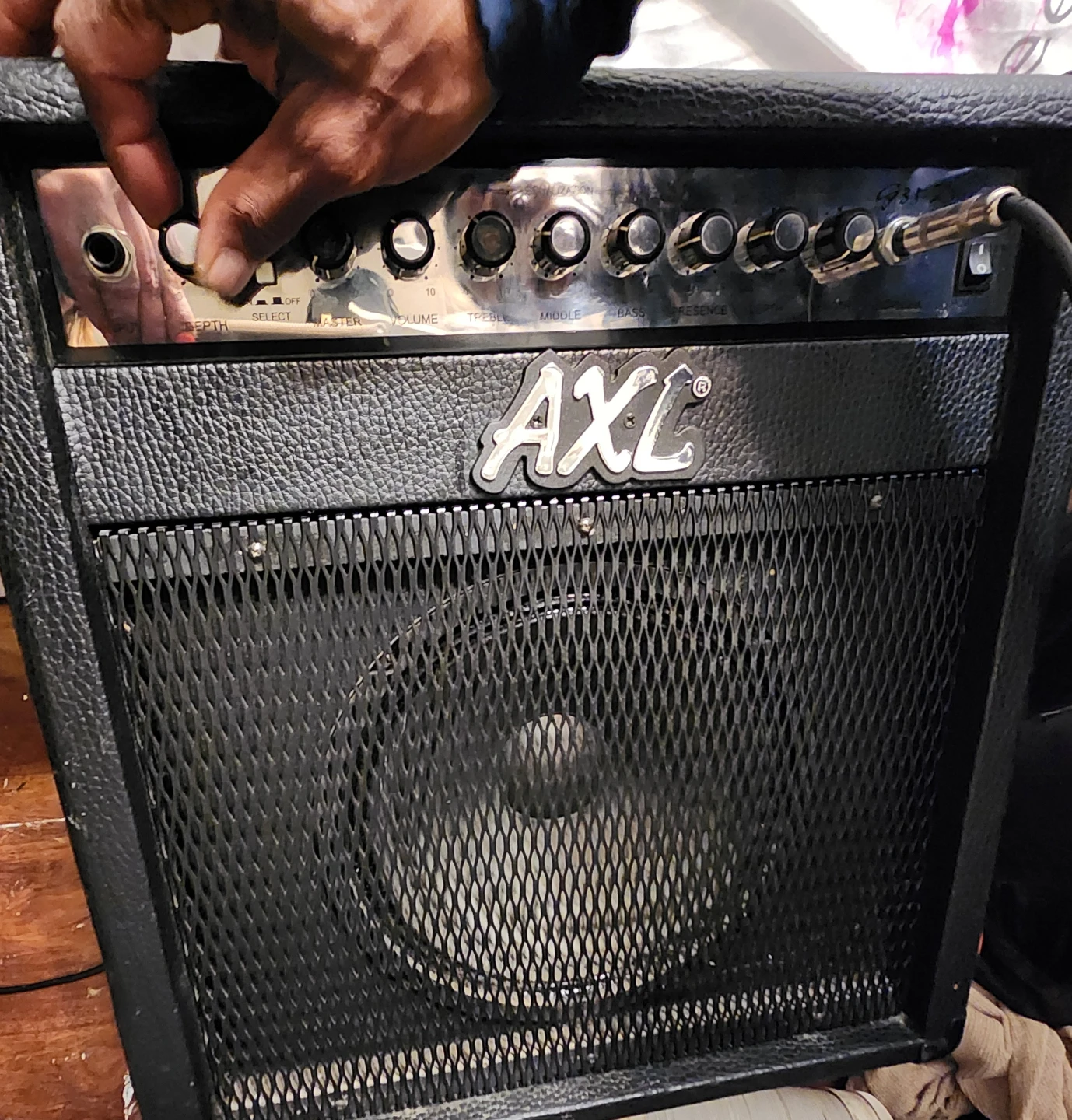 AXL Guitar Amplifier - photo 5