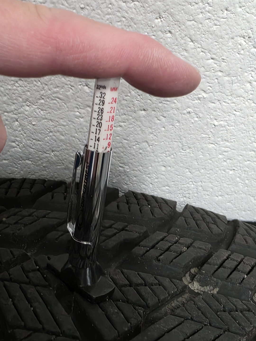 20" Winter Pereli Scorpion tires and Stance Rims - photo 3