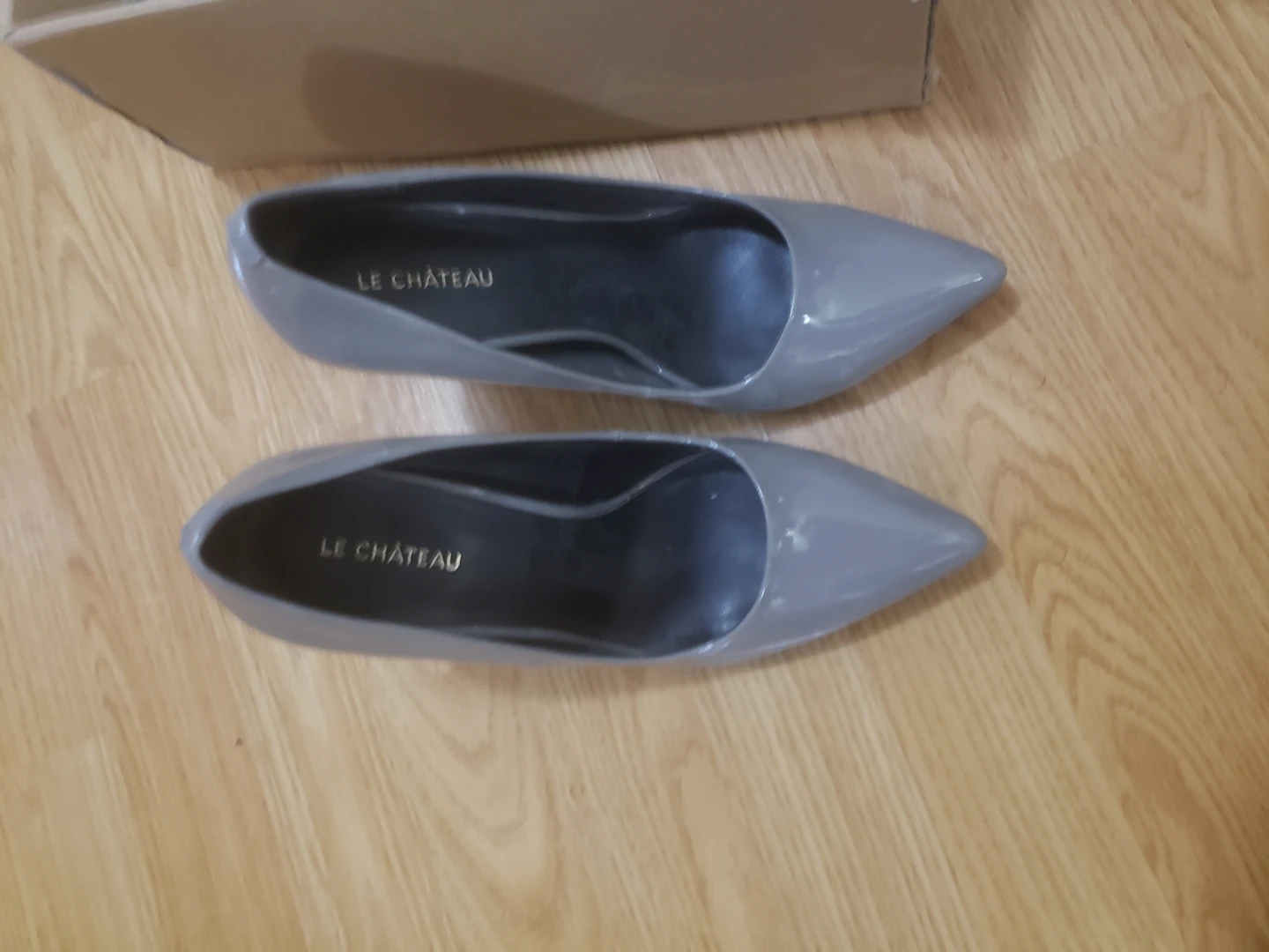 Le Château Grey Patent Heels - photo 4