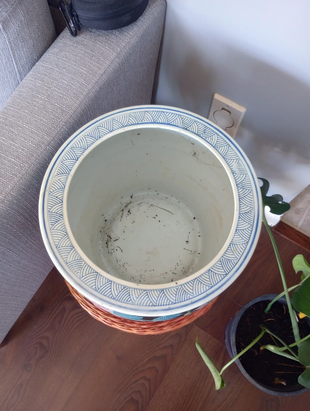 Beautiful Vintage Handmade Large Floral Ceramic Planter Pot - photo 3