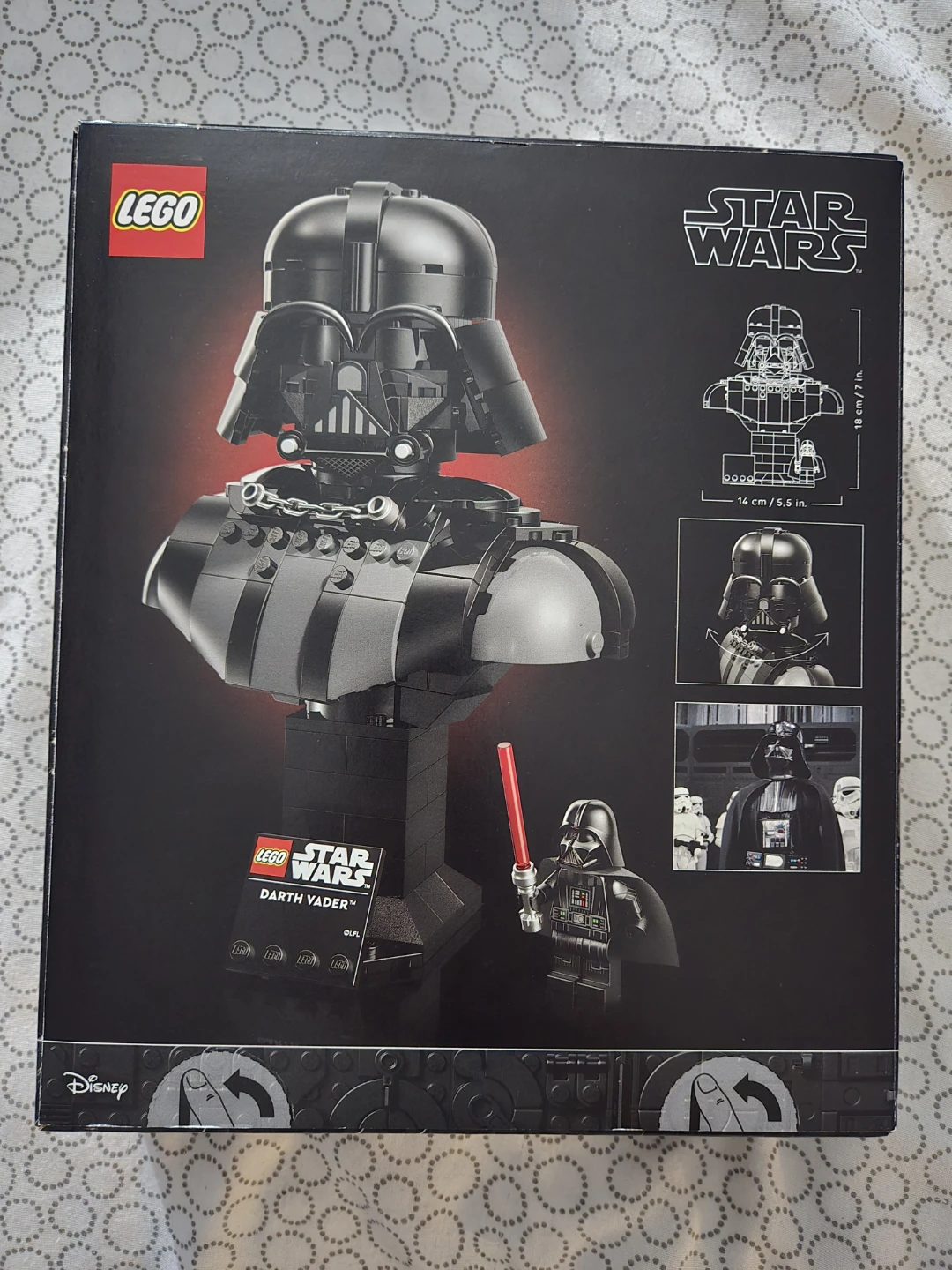 LEGO Star Wars Darth Vader Bust 75439 - photo 2