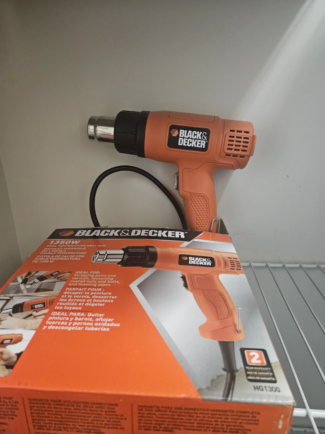 Black & Decker HG1300 Dual Temperature Heat Gun - photo 2