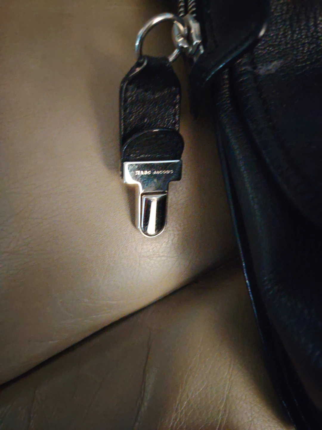 Marc Jacobs black leather handbag - photo 2