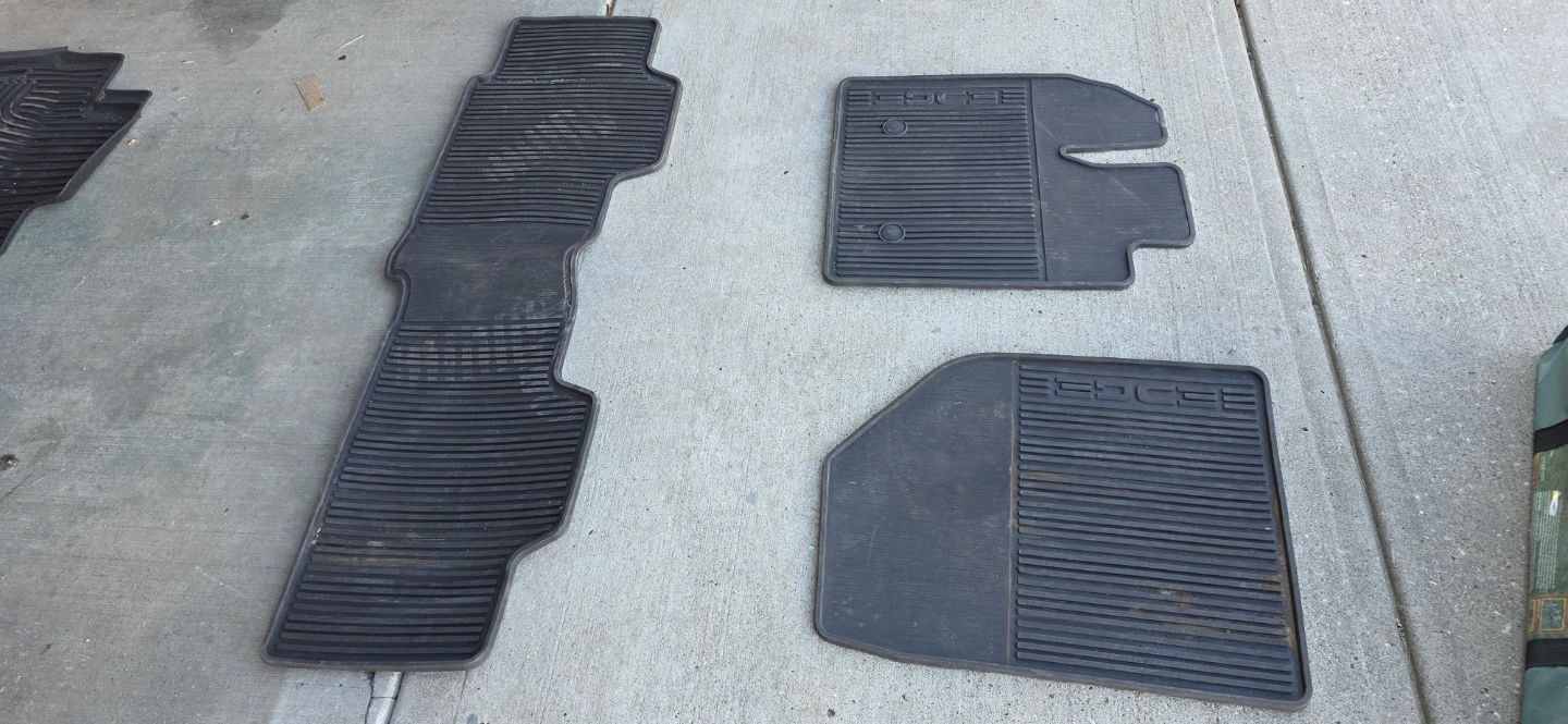 Ford Edge All-Weather Floor Mats  2011 - photo 2