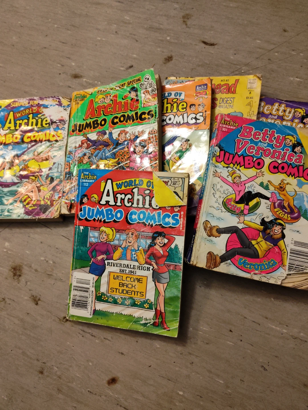 Collection of 7 Archie Comics Digest - photo 2
