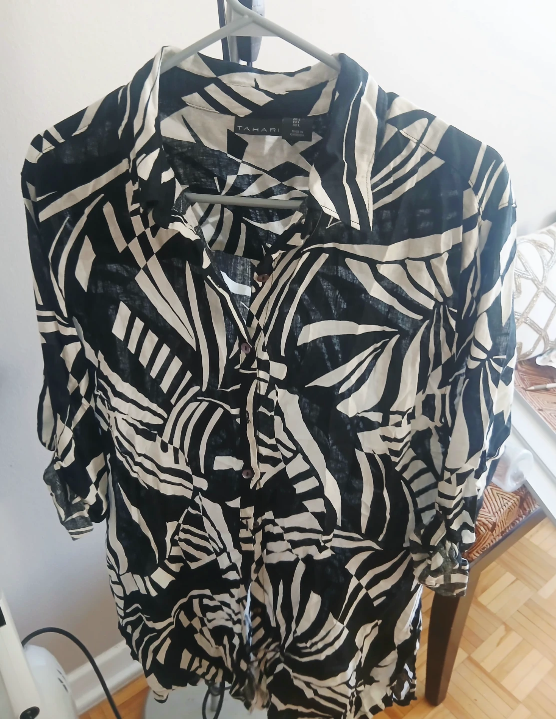 Tahari Black and White Patterned Shirt - photo 2