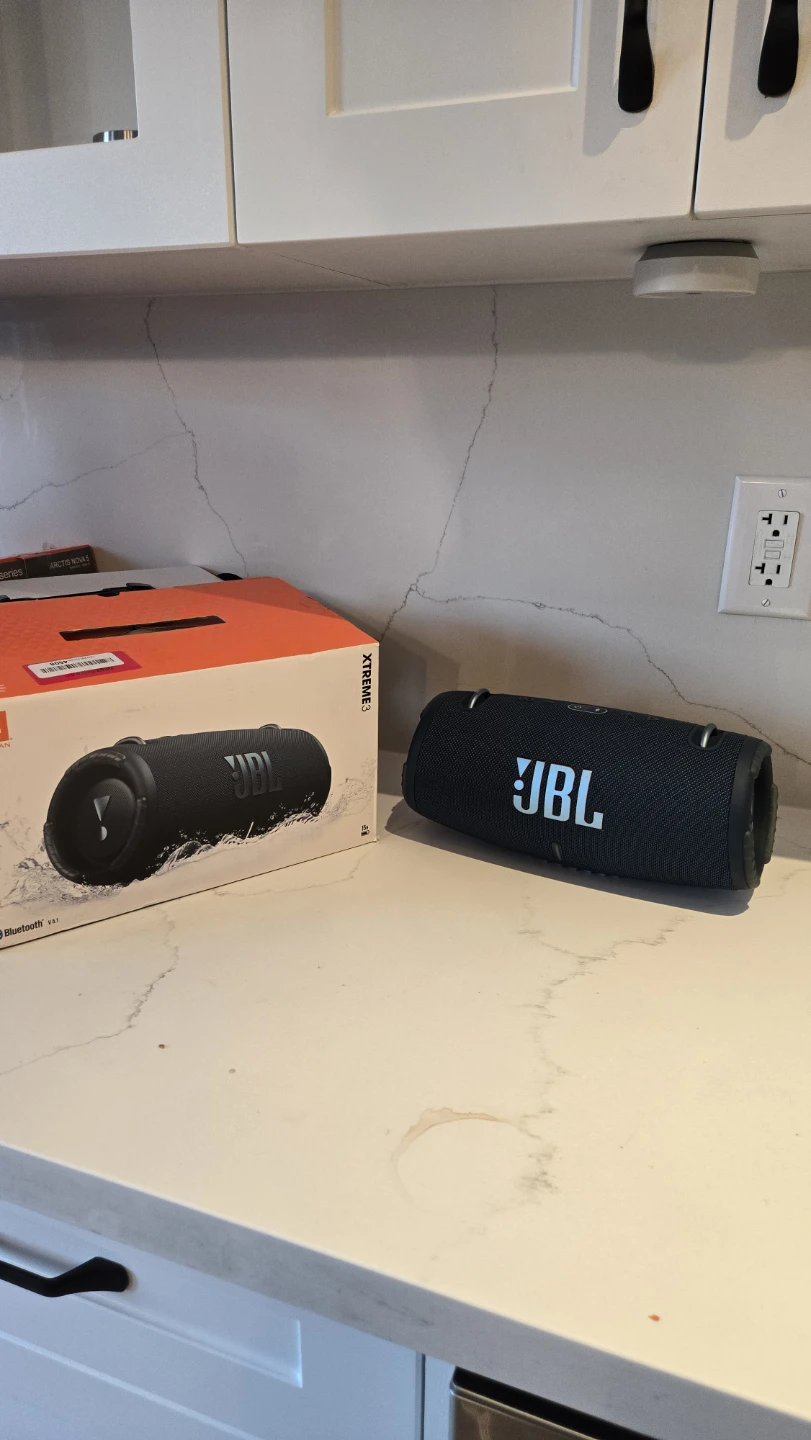 JBL Xtreme 3 Portable Bluetooth Speaker