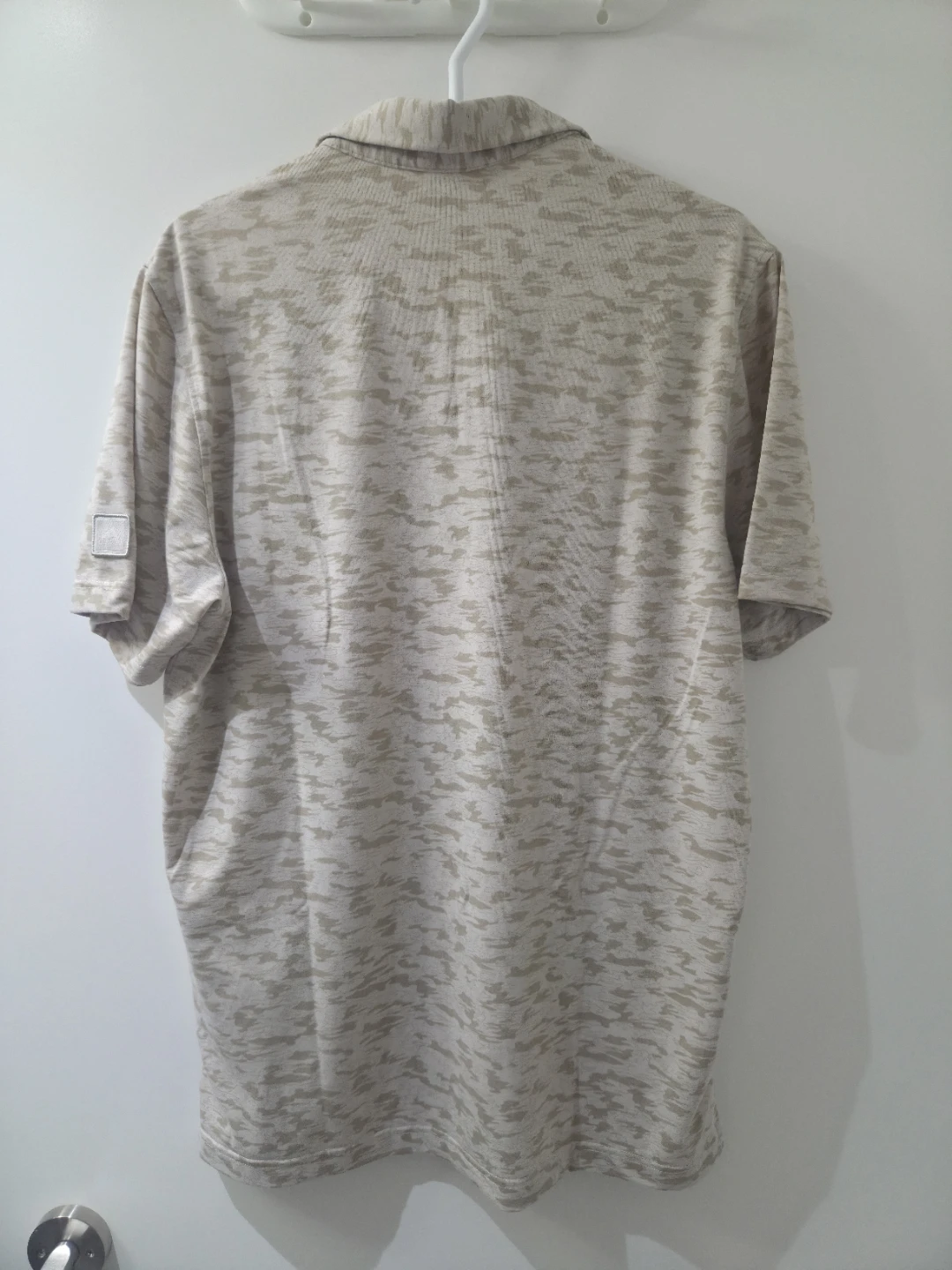 Adidas Camo Stretchy Polo Shirt (Size M) - photo 2