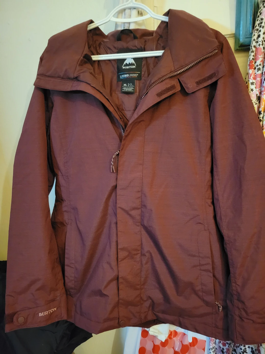 Burton Women's Winter Jacket - photo 2