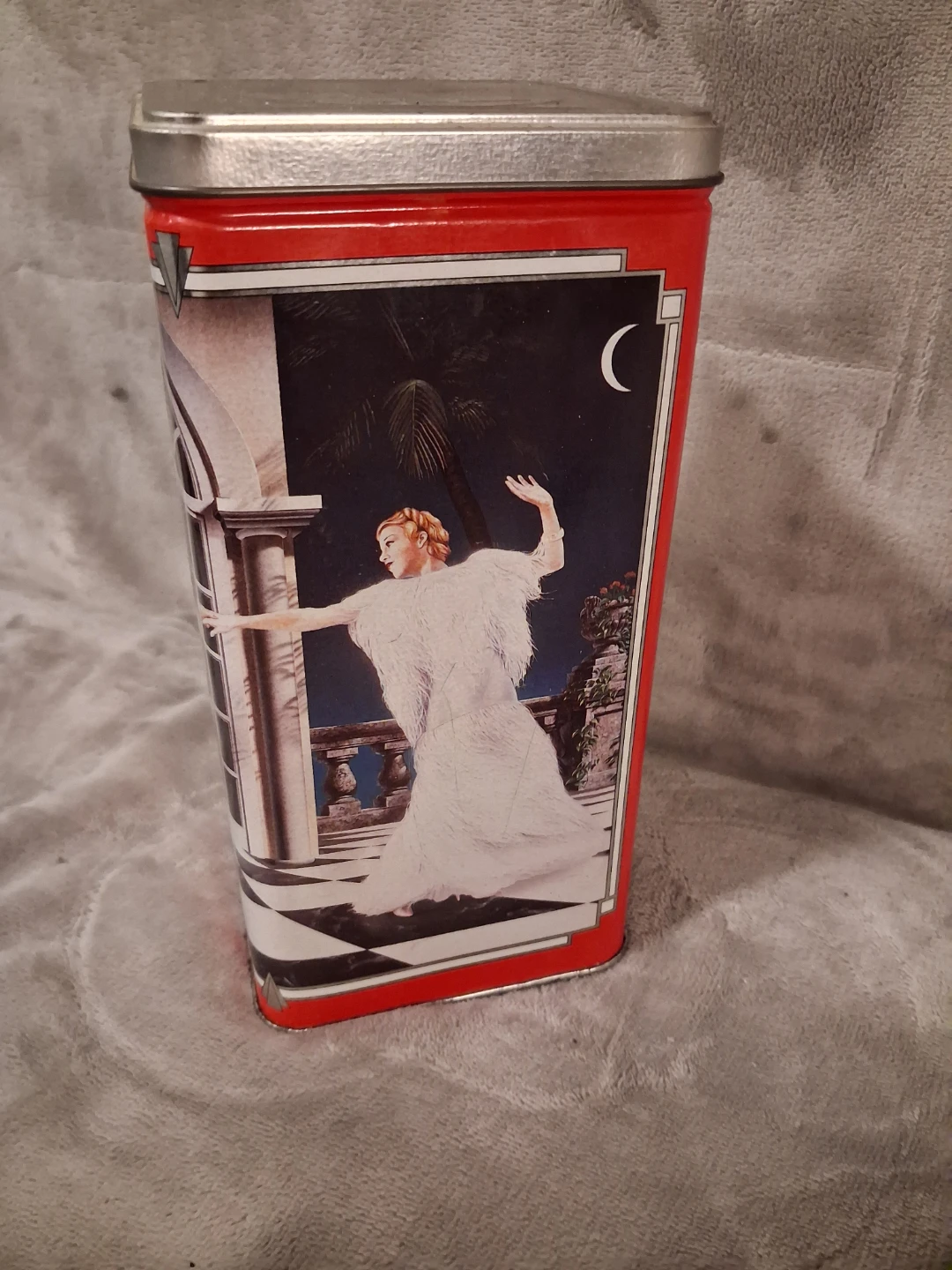 Vintage RITZ container - photo 2