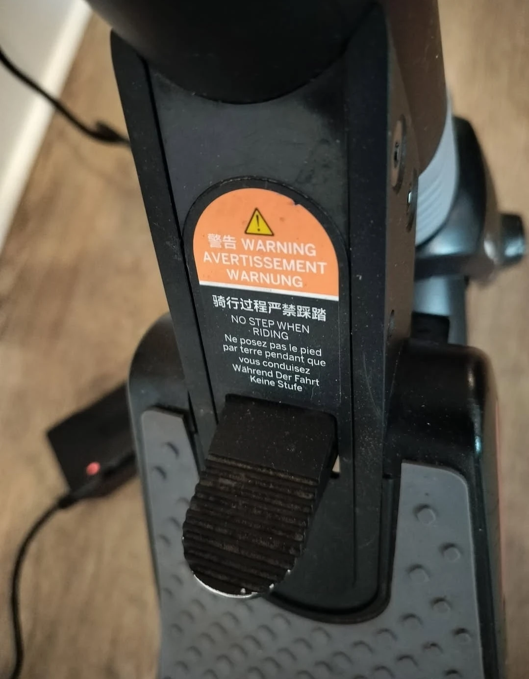 Electric Scooter Segway Ninebot es2 charger with 2 chargers! - photo 2