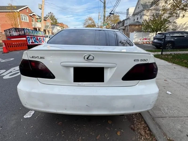 2004 White Lexus ES 330 Sedan - photo 4