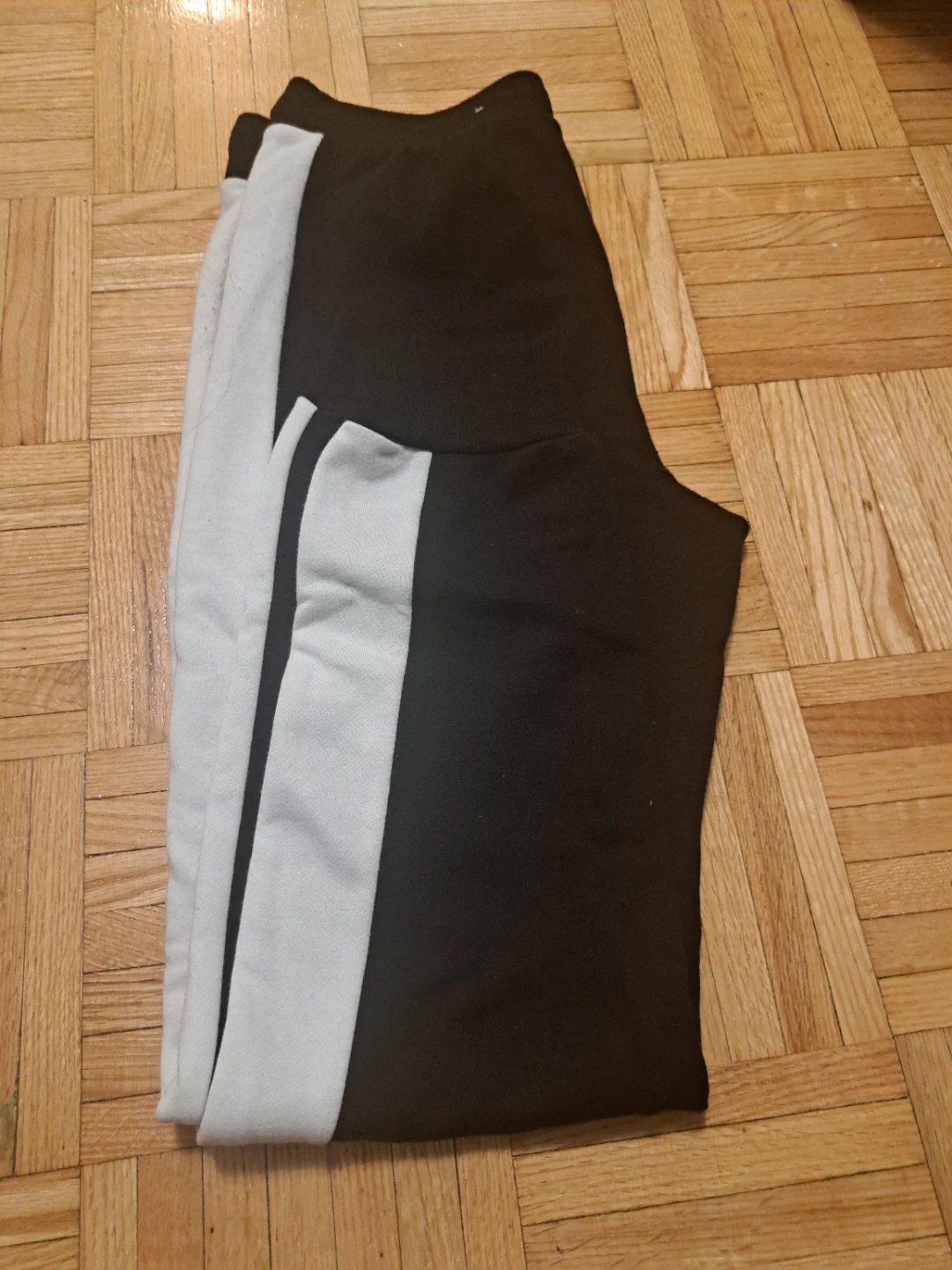 3  athletic pants black,brown and green. Different sizes - photo 3