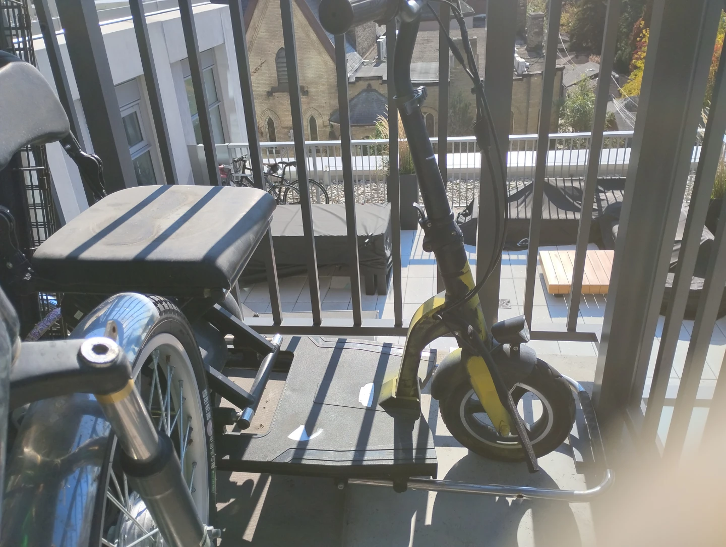 Electric Scooter with Seat