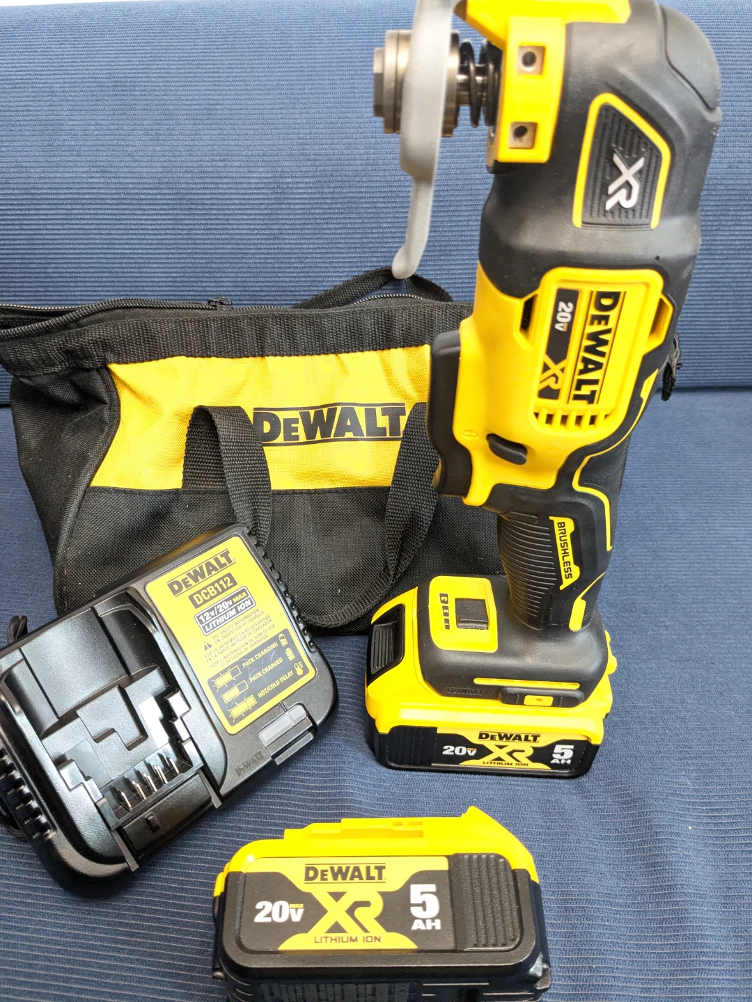 20V Max DeWalt XR 3-Speed Multi-tool Combo Kit - photo 3
