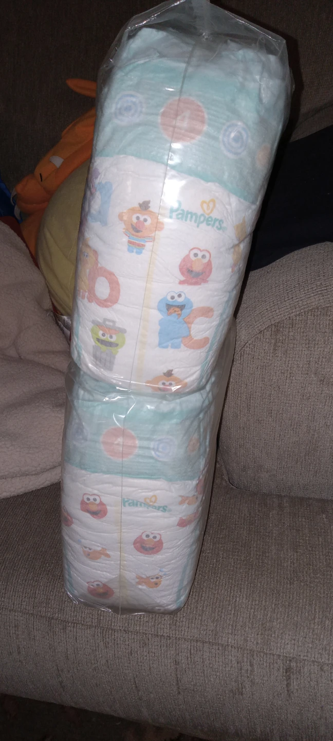 Pampers Size 4 Diapers