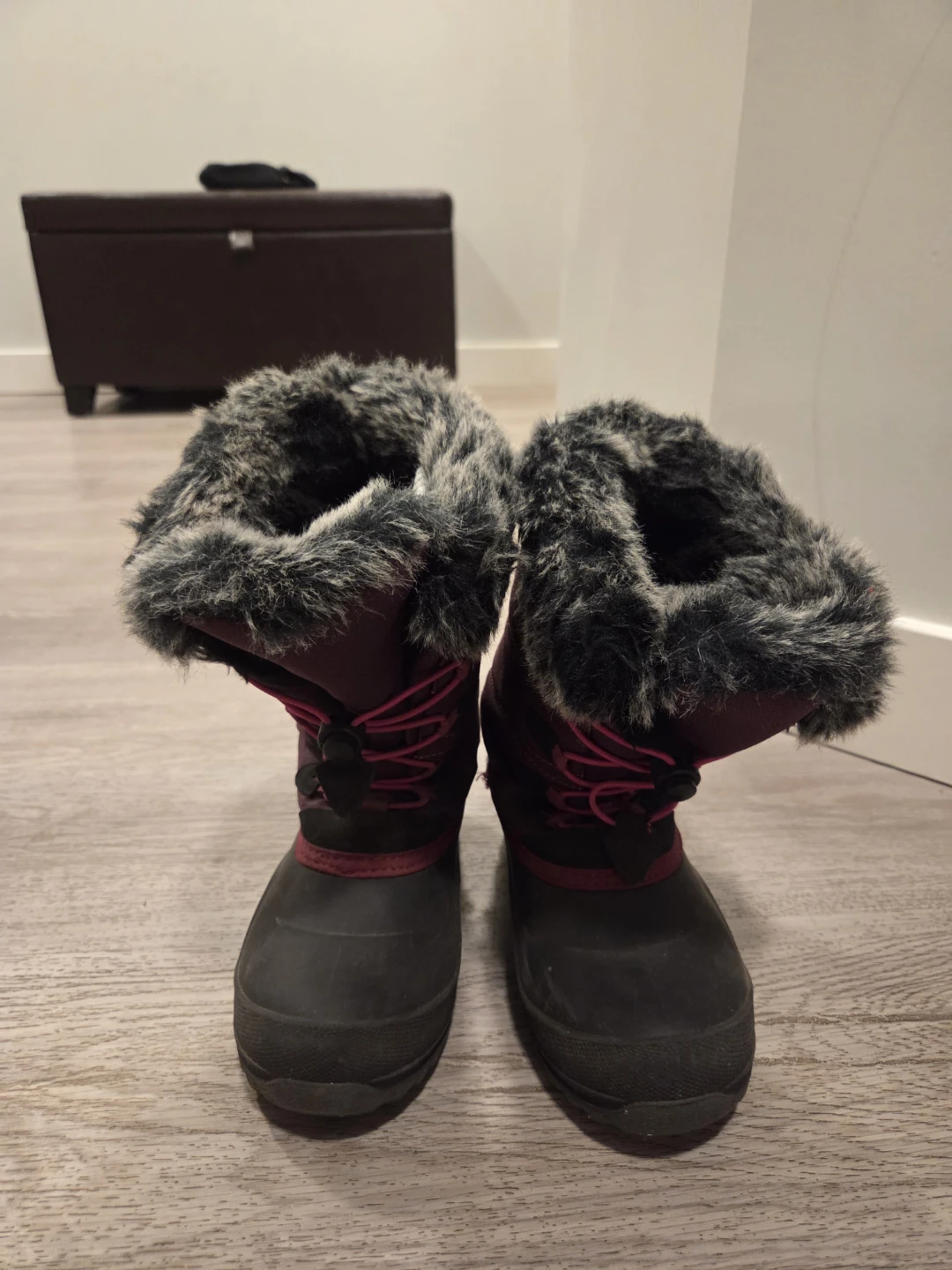 Kamik Winter Boots - Size 4 - photo 2