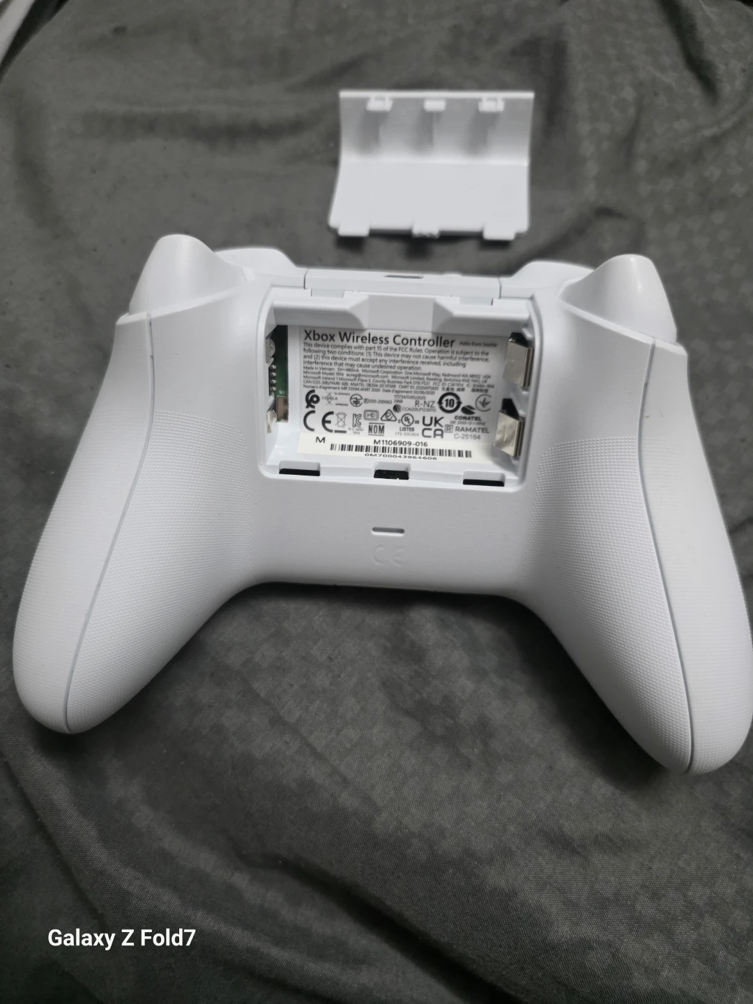 Xbox Wireless Controller - White - photo 5