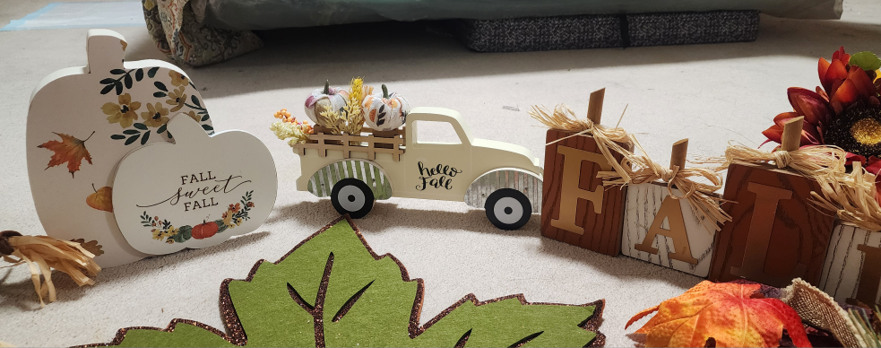 Large Collection of Fall Seasonal Home Decor - photo 5