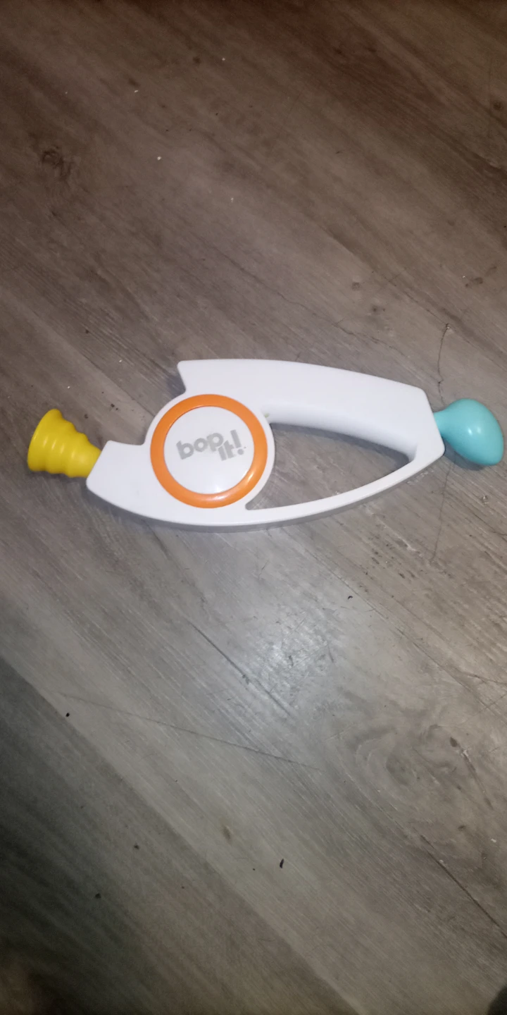Hasbro Bop It! Game