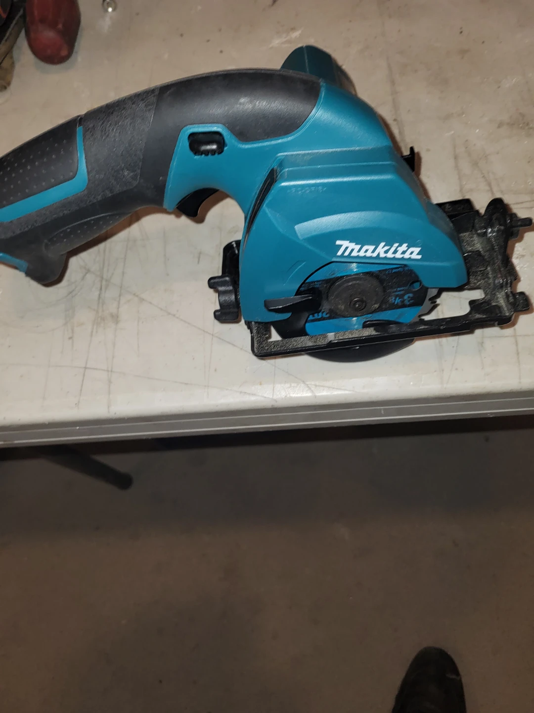 Makita Cordless Saw and Jigsaw - photo 2