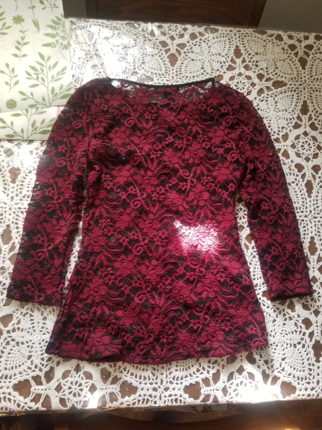Forever 21 Burgundy Lace Long Sleeve Top - photo 4