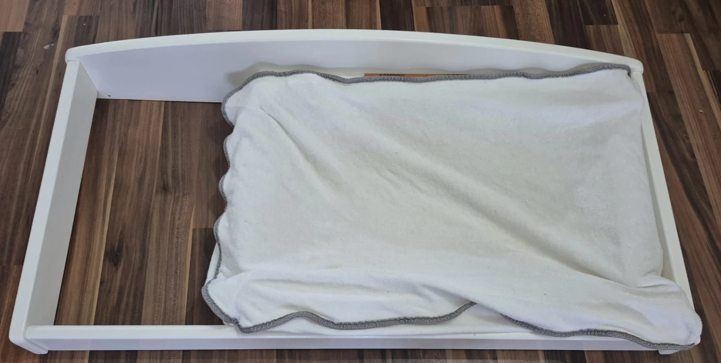 Delta Children Changing Table Topper - photo 2